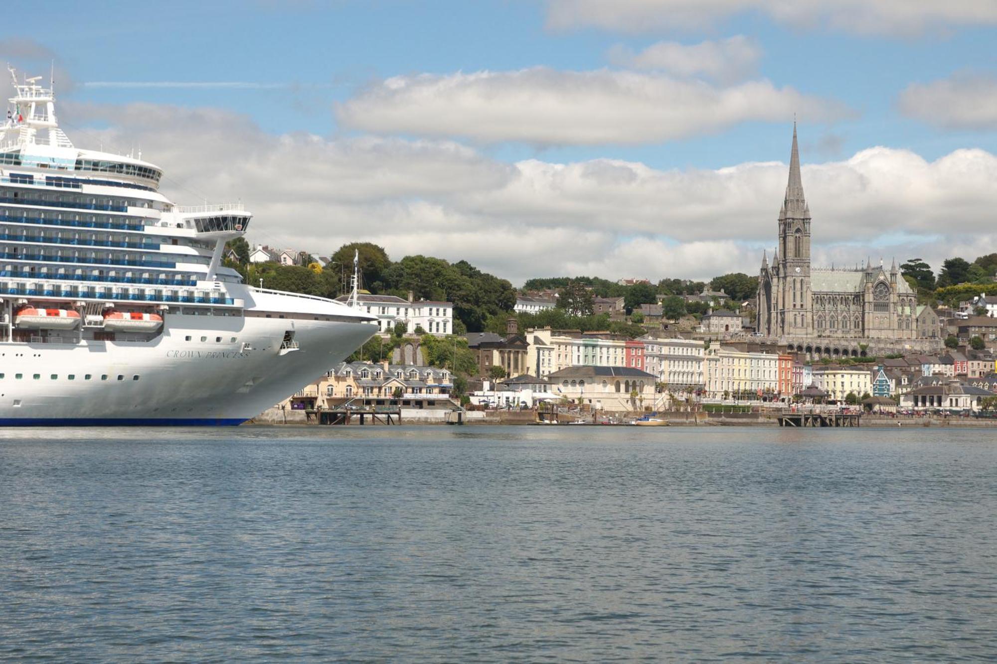 Commodore Hotel Cobh Exteriér fotografie