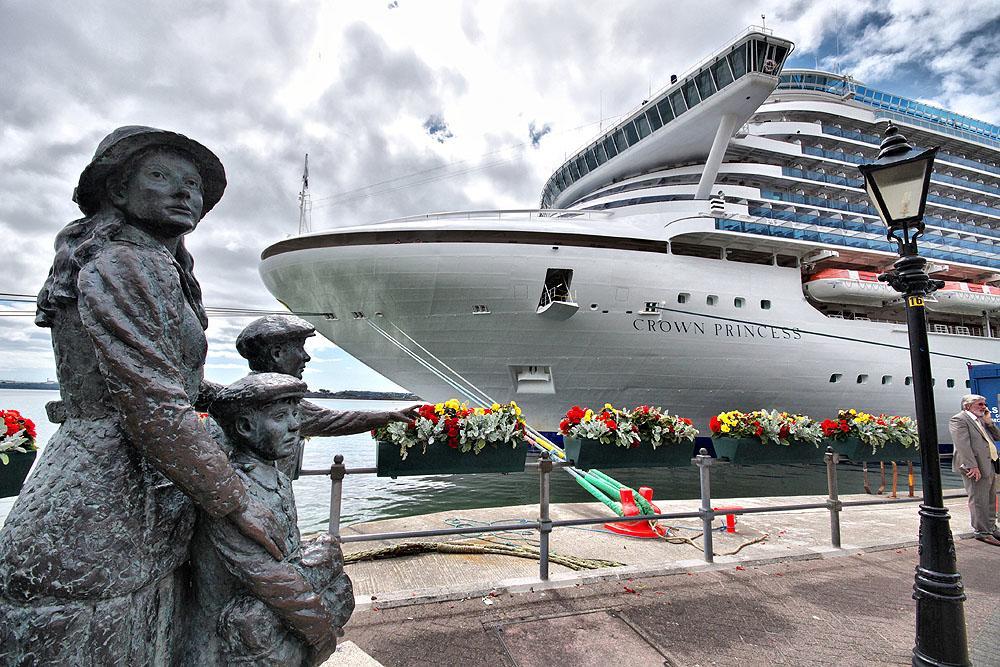 Commodore Hotel Cobh Exteriér fotografie
