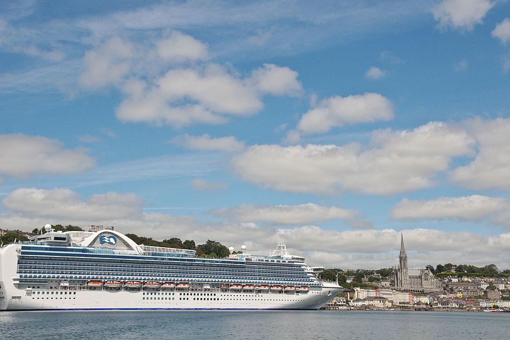 Commodore Hotel Cobh Exteriér fotografie